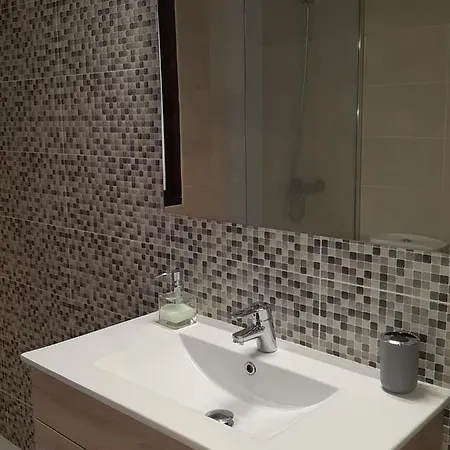 Casa El Reloj Appartamento Mombeltrán