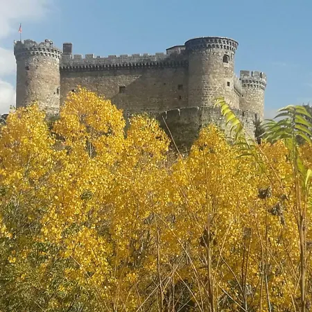 Casa El Reloj شقة Mombeltrán